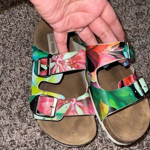Steve Madden floral slip on sandal